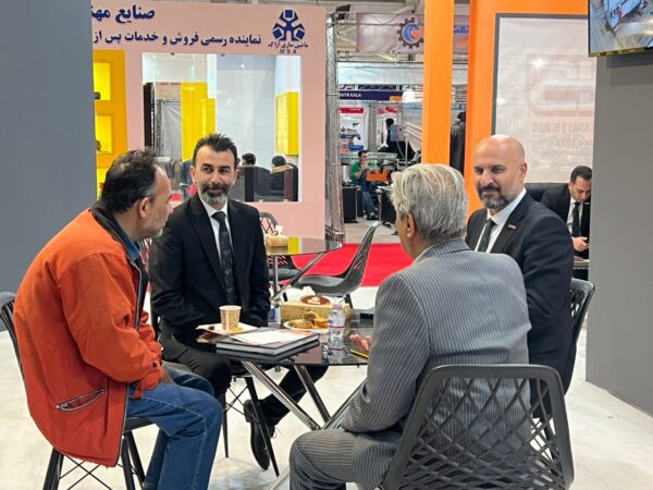 دابو صنعت در نمایشگاه آیفود شیراز 1403